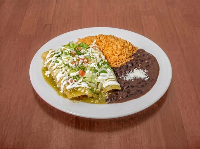 Enchiladas De Mole Poblano