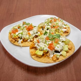 Orden De 3 Tostadas Con Cualquier Carne / Order of 3 Tostadas with Any Meat