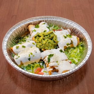 Taco Dorado De Tinga