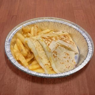 Quesadilla De Queso Con Papas Fritas / Kids Cheese Quesadilla with French Fries